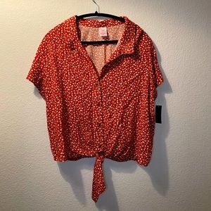🌊Rust colored tie front button up blouse (with tag)